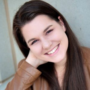 Meet your Posher, Lizzy